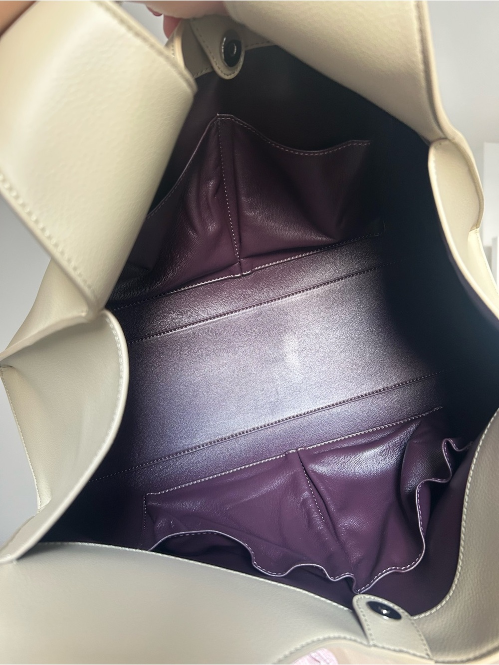 Freja New York Ida Bag Oat Large Vegan Leather Hobo Tote - Picture 7 of 8